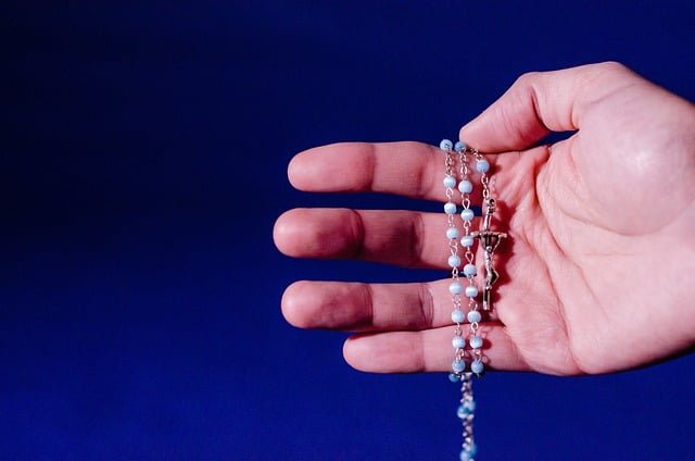 Kekuatan Dari Tuhan Memampukan Kita | Filipi 4:13