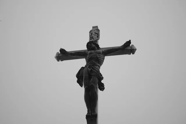 KEBAIKAN YANG TAK DIHARGAI | YESAYA 53: 6-9